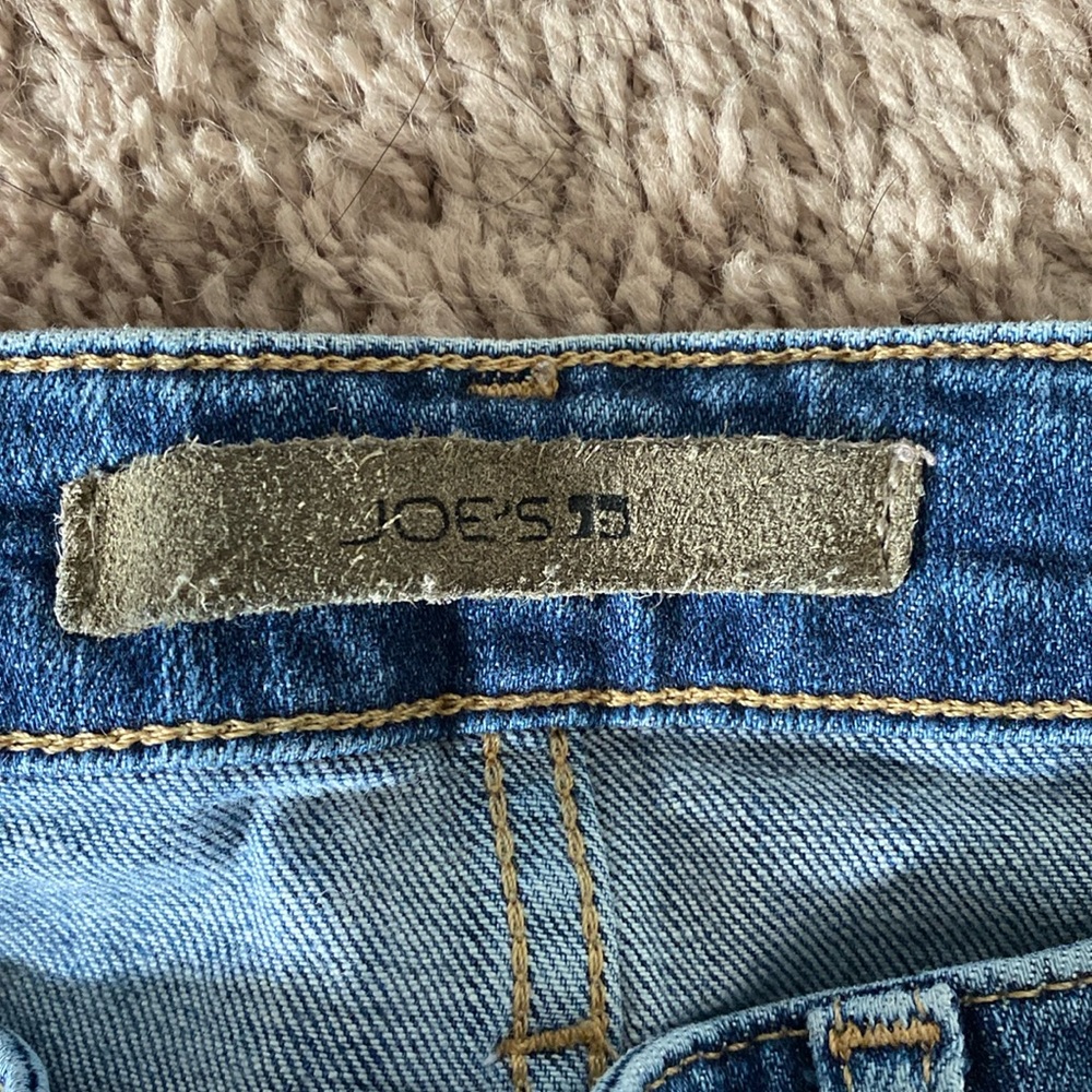 Joe’s Jeans | The Icon distressed